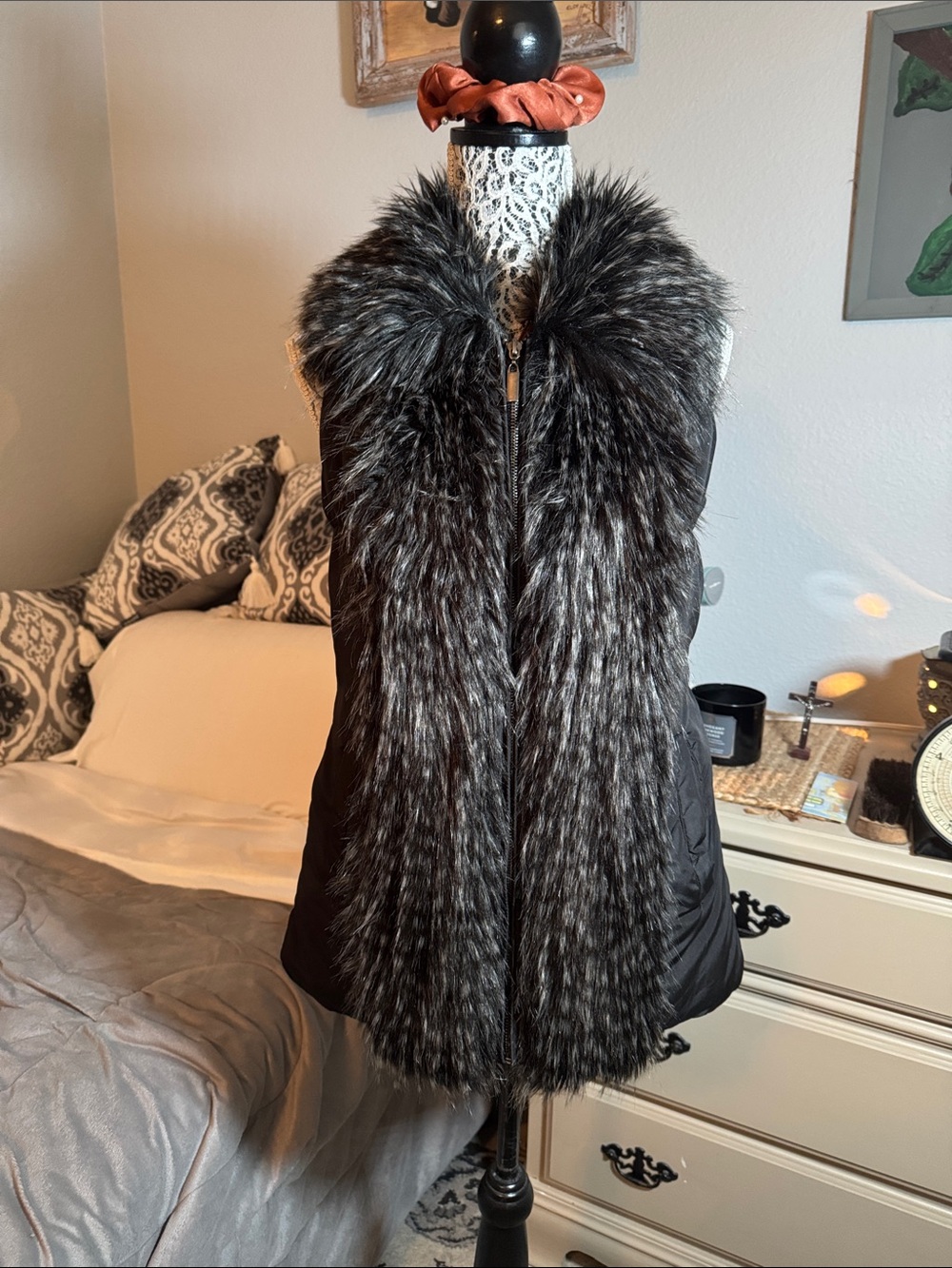 Parkhurst Black Vest with Faux Fur Trim women’s size S/P